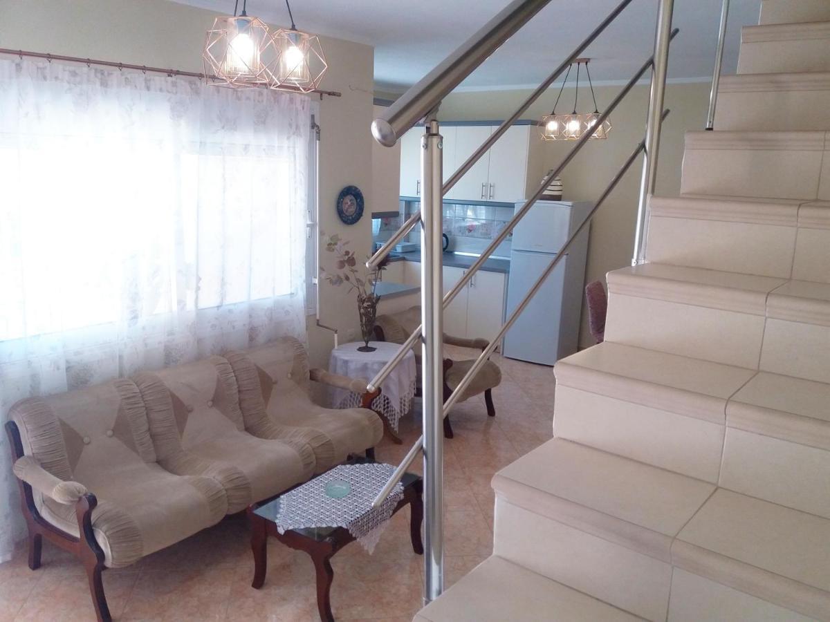 Evis Maisonette With Sea View Flojitá Kültér fotó